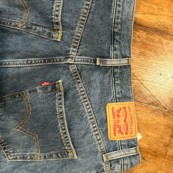 Levi Jeans - Picture 1 of 7